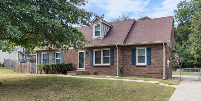 Photo - Newly renovated three bedroom home for ren...