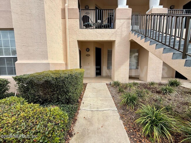 Building Photo - 204 Augusta Cir