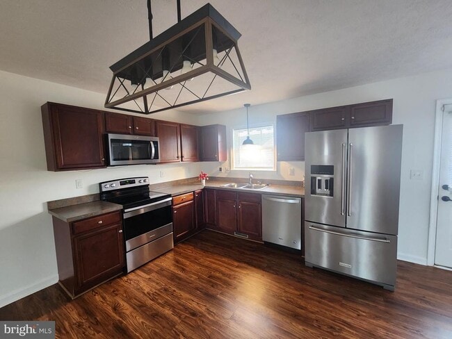 Photo - 227 Tather Dr