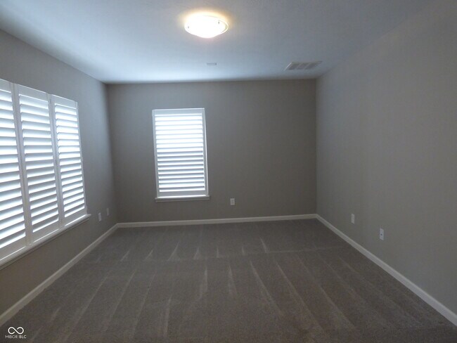 Photo - 8213 Katrina Way