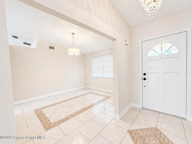 Photo - 270 Quail Dr