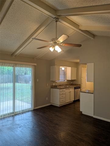 Photo - 633 Christie Ct