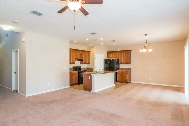 Photo - 6177 Casterbridge Rd