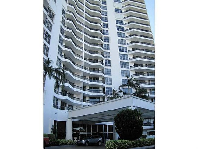 Photo - 3530 Mystic Pointe Dr Unit 2914