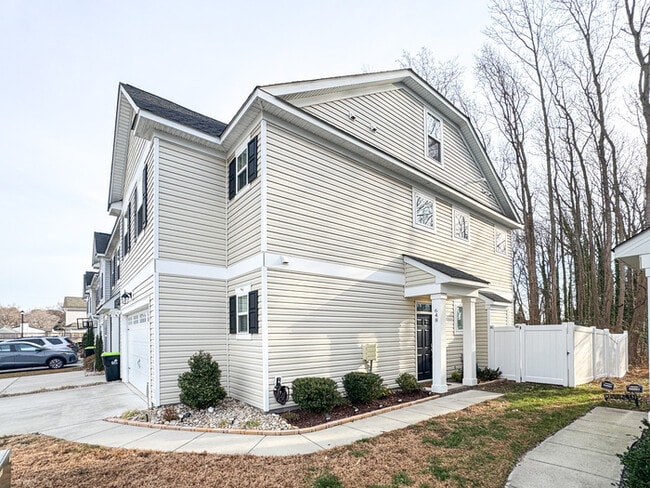 Photo - RENOVATED 4 BEDROOM/3 BATH IN VIRGINIA BEACH! READY FOR RENT!!