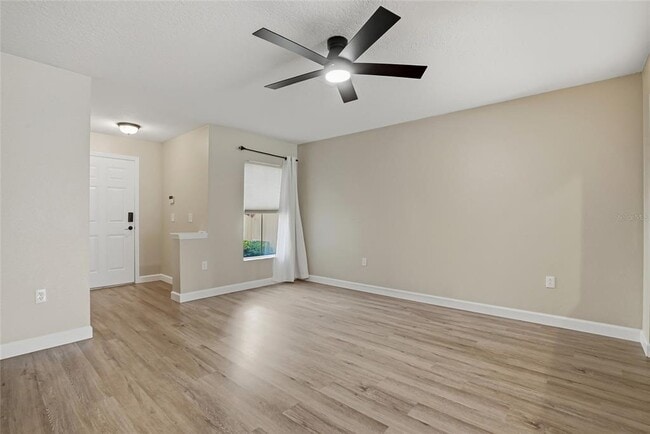 Photo - 8113 Silent Creek Dr