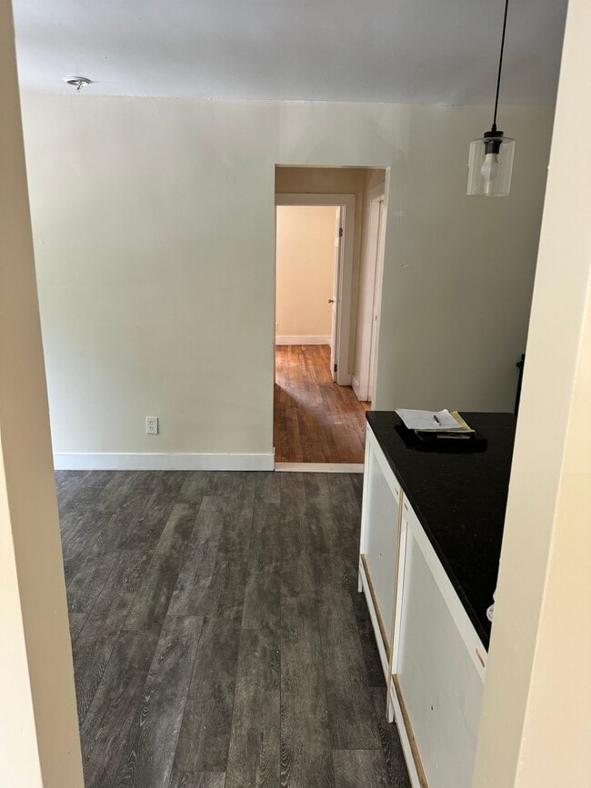 32 Starr Ave Unit 2FL