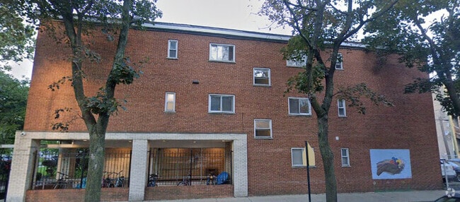 Building Photo - 2600 W Logan Blvd Unit 3C Rental