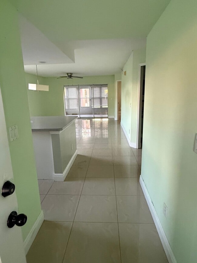 Photo - 24 Cosmopolitan Dr Unit 11