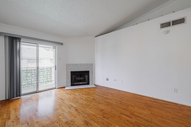 Photo - 3770 Lovers Wood Ln Unit True