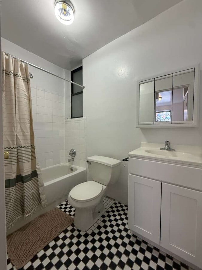 Photo - 419 W 54th St Unit ID1404664P