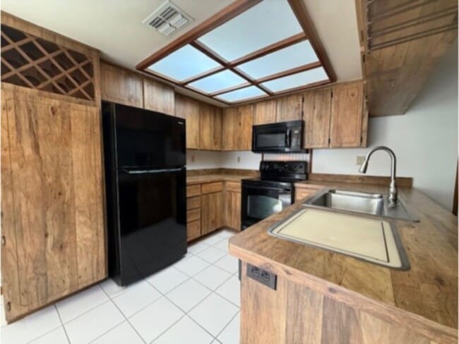 Photo - Great Value-2 Bedroom Villa- Includes Water and Lawn Care!