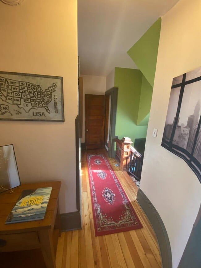 Building Photo - 1104 W Sinto Ave