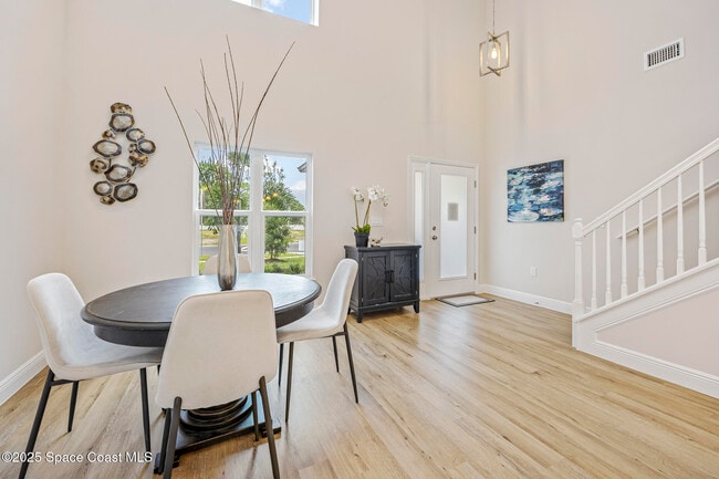 Photo - 208 Hidden Wds Pl