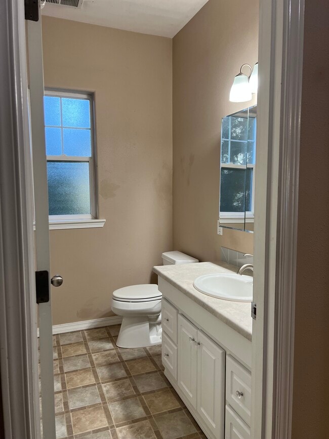 Photo - 30020-30113 113th Ave E