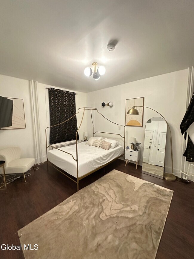 Photo - 51 Elm St Unidad 1