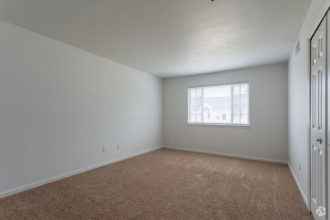 1BD 1BA 652 sq. ft. - Lake Park Village