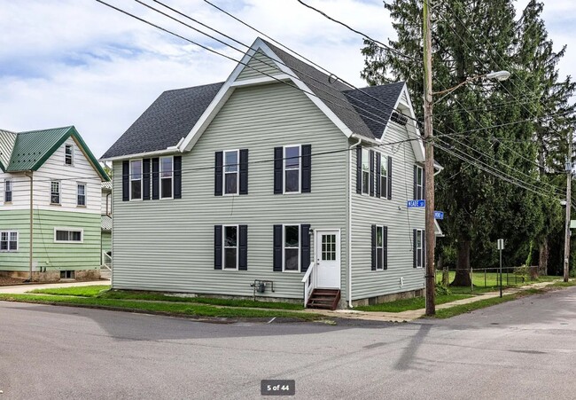 Photo - Stone Fortress Residential II, LLC Unidad 900 Meade St