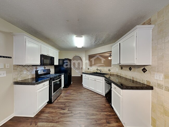 Photo - 3860 Charlton Ives Dr NW