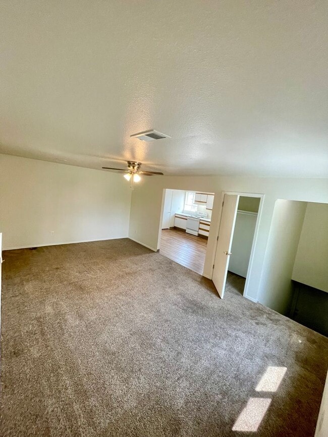 Building Photo - 1443 Centennial Dr Unit C
