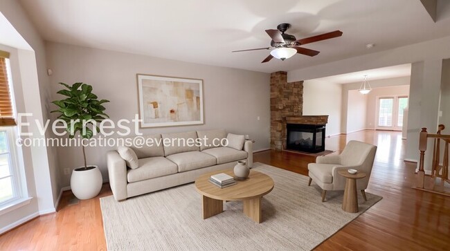 Photo - 3 Bed/3 Bath Townhome with Garage / Pet-Friendly / Available Soon!