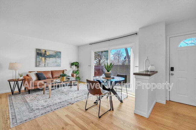 Photo - 2808 Eaton St