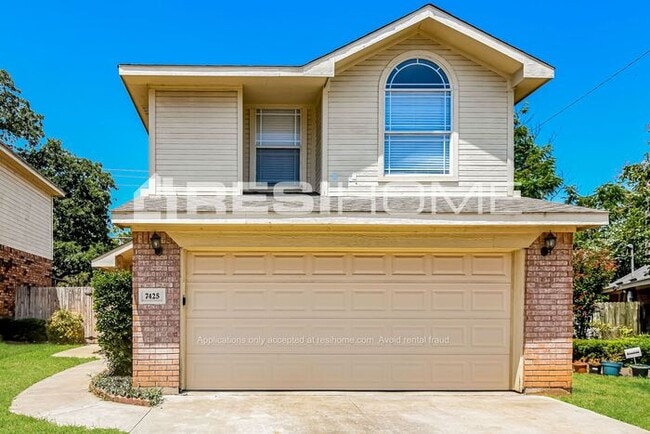 Building Photo - 7425 Arbor Park Dr