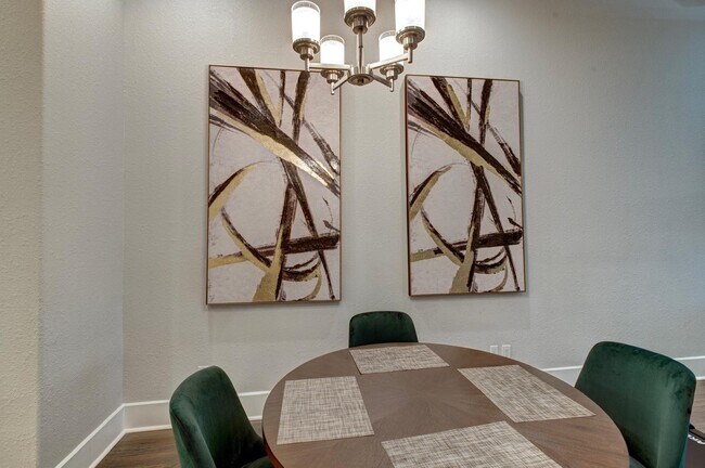 Photo - 2020 McGowen St Unidad M