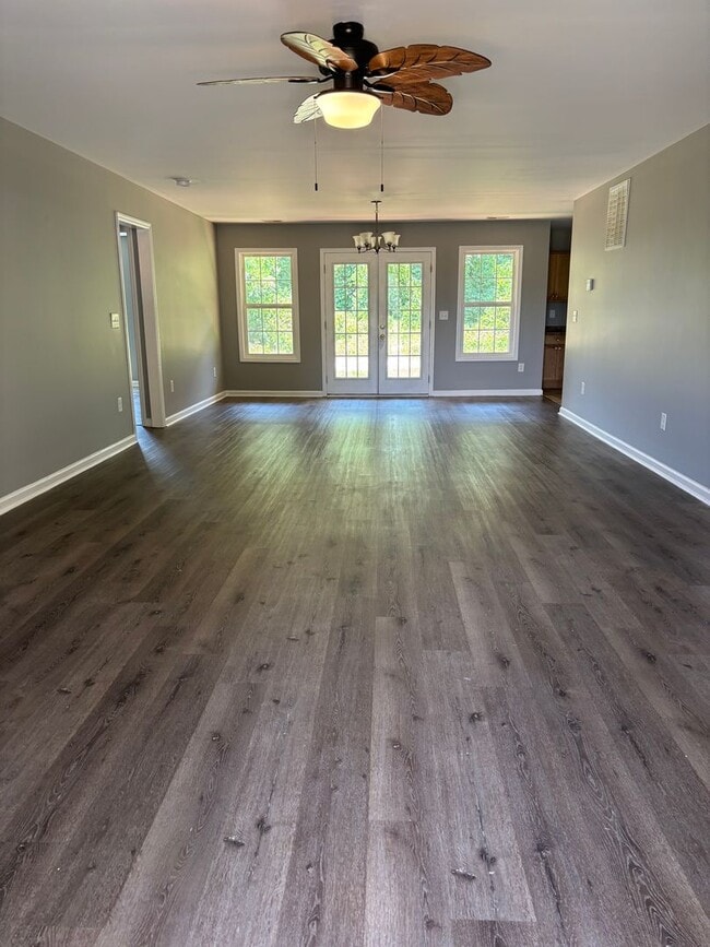 Building Photo - Gardenia Lane Unit 120 Gardenia Rental