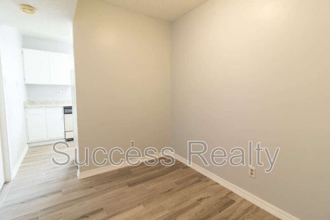 Photo - 4800 N Stanton St Unit 183