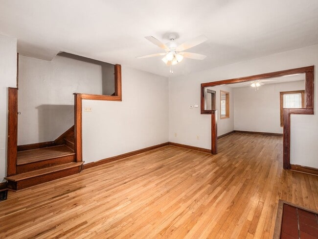 Photo - 1423 Northwest Blvd