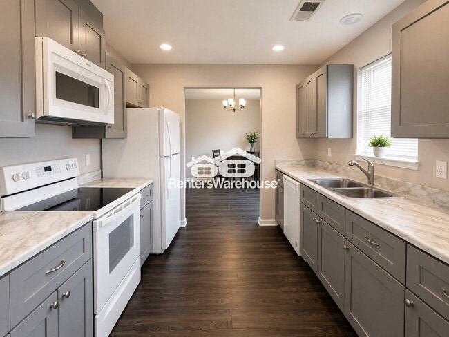 Photo - 953 6th Way