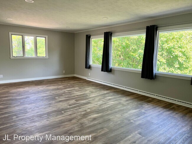 Photo - 4 br, 2 bath House - 2000 S Cardinal Dr