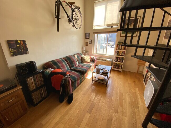 Photo - 377 Dorchester St