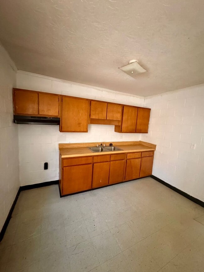 Building Photo - 386 E Gordon Ave Unit 386 E Gordon Ave