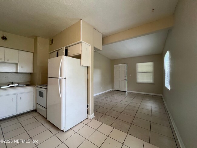 Photo - 5559 Verbena Rd