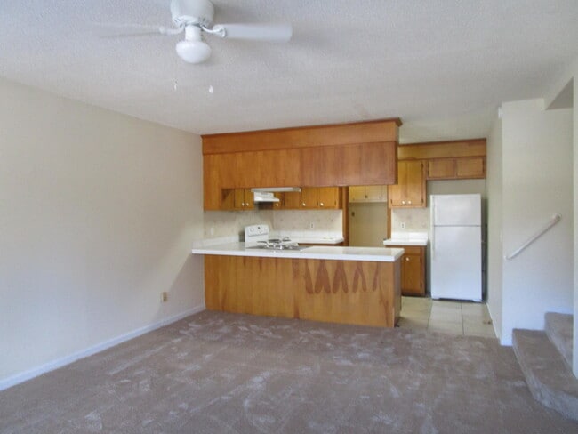 Photo - 25 Cuttino Rd