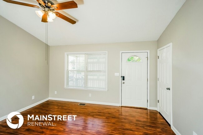 Photo - 8906 Greenmoore Dr