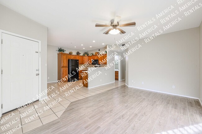 Photo - 510 W University Dr Unit 115
