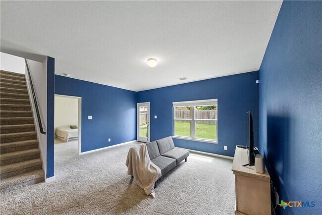 Photo - 247 Azalea Way