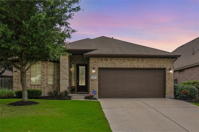 Building Photo - 2228 Hilltop Climb Dr