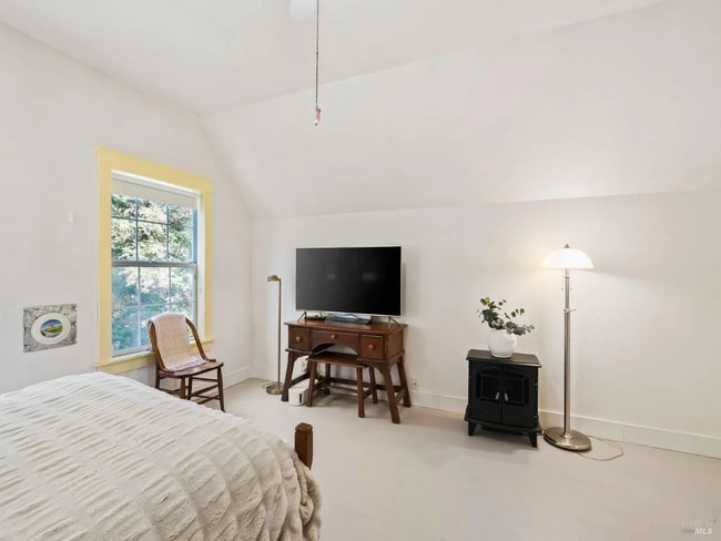 Photo - 110 Shahan Dr