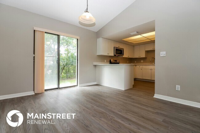 Photo - 12072 Eldron St