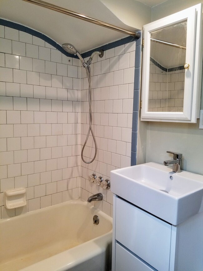 Photo - 7432 Piney Branch Rd Unit apartment B