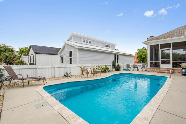 Photo - 164 Markham Dr Unit SI ID1473627P