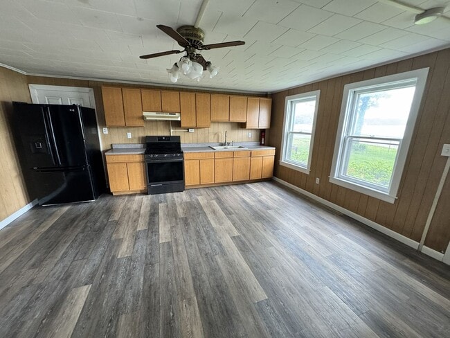 Photo - Spacious 3-Bedroom Lakeview Apartment – Milton, VT – Available Now Unit 101