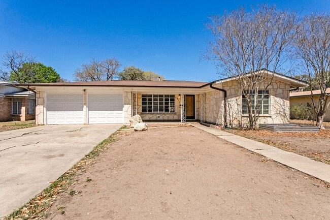 Photo - Charming 3-bedroom in the heart of Monticello Park