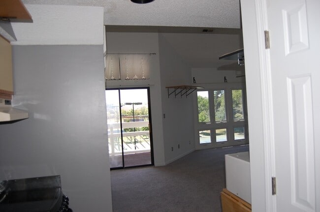 1100 Possum Trot Rd