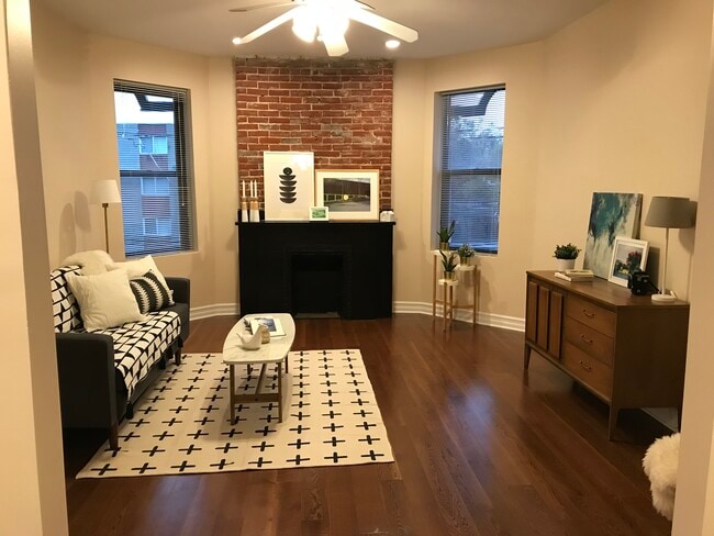 Building Photo - 5960 Alder St Unit Apt 2