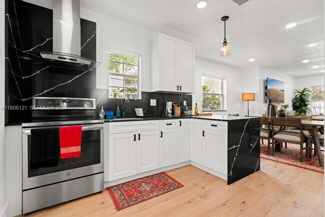 Photo - 3902 NW 3rd Ave